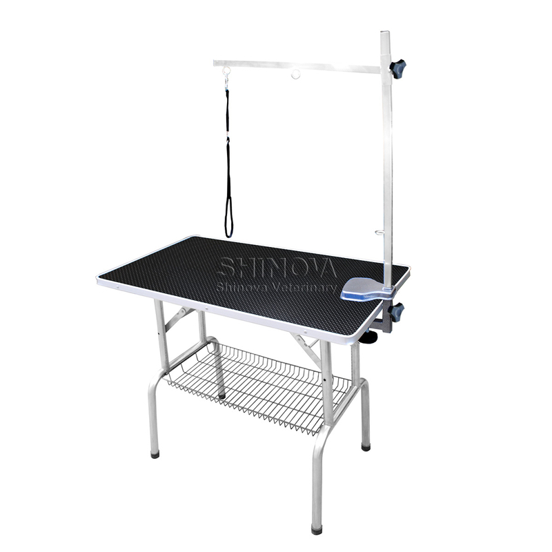 Table de toilettage pliable classique